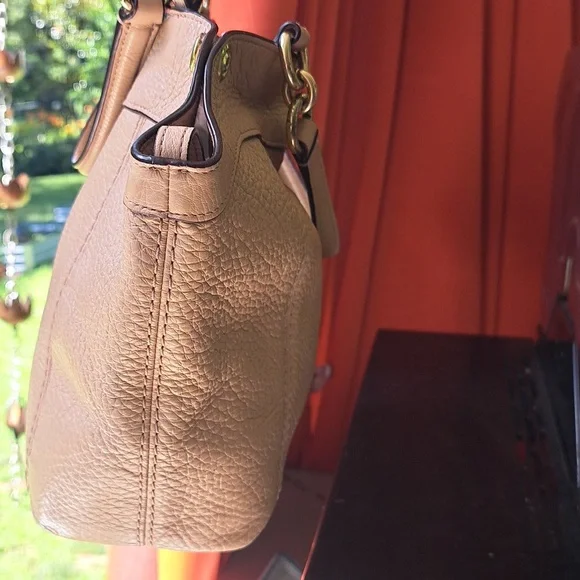 Coach Kelsey BLUSH PINK Soft Leather Satchel, Shoulder or Crossbody GUC - Picture 4 of 10